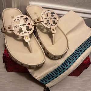 TORY BURCH MILLER CLOUD COIN SANDALS, COMES W/ BOX